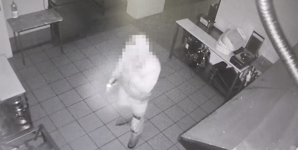 Skradł pieniądze i alkohol. Zapomniał o monitoringu… [Film]