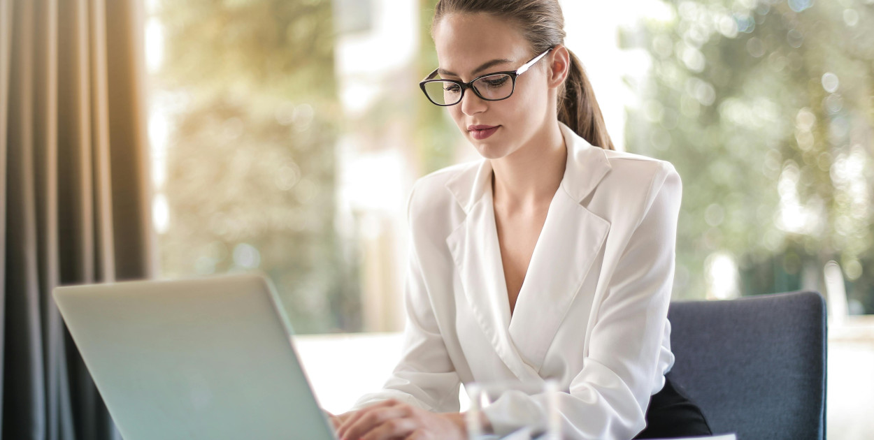 Jak wybrać partnera do outsourcingu płac?