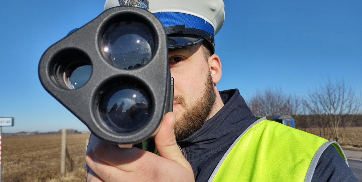 Był zbyt szybki poza terenem zabudowanym - stracił prawo jazdy
